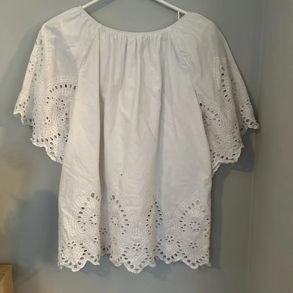 Cat & jack white girls blouse size 14/16 XL lace detail cotton top eyelet